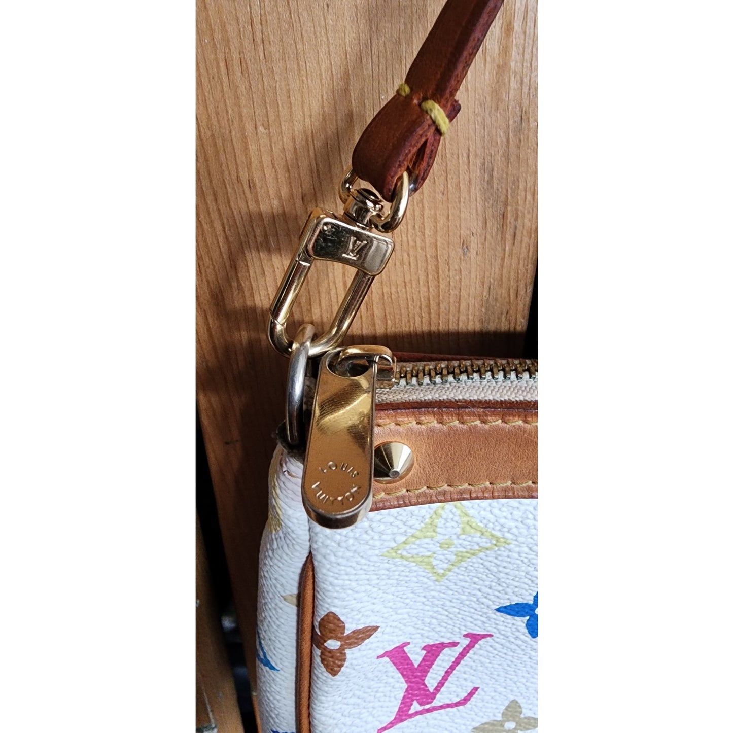 Vintage Louis Vuitton Monogram Multicolor Pochette Accessoires M92649 Murakami