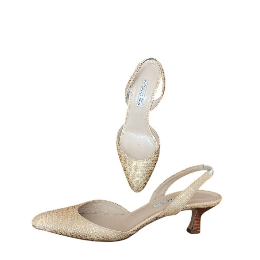 Vintage 1990s Oscar de la Renta Slingback Pumps 38 Beige Cream Gold Weave Texture Kitten Heels Shoes