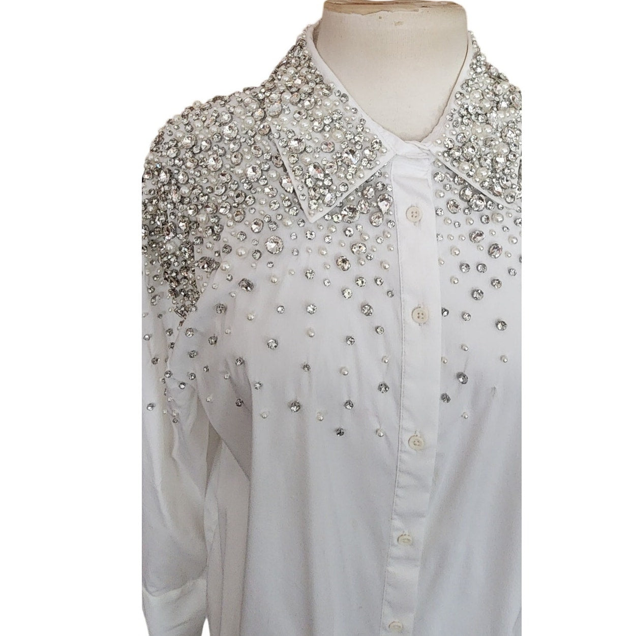 Alice + Olivia White Shirt Embellished Silver Rhinestone Crystal Beads Long Sleeve Button Down