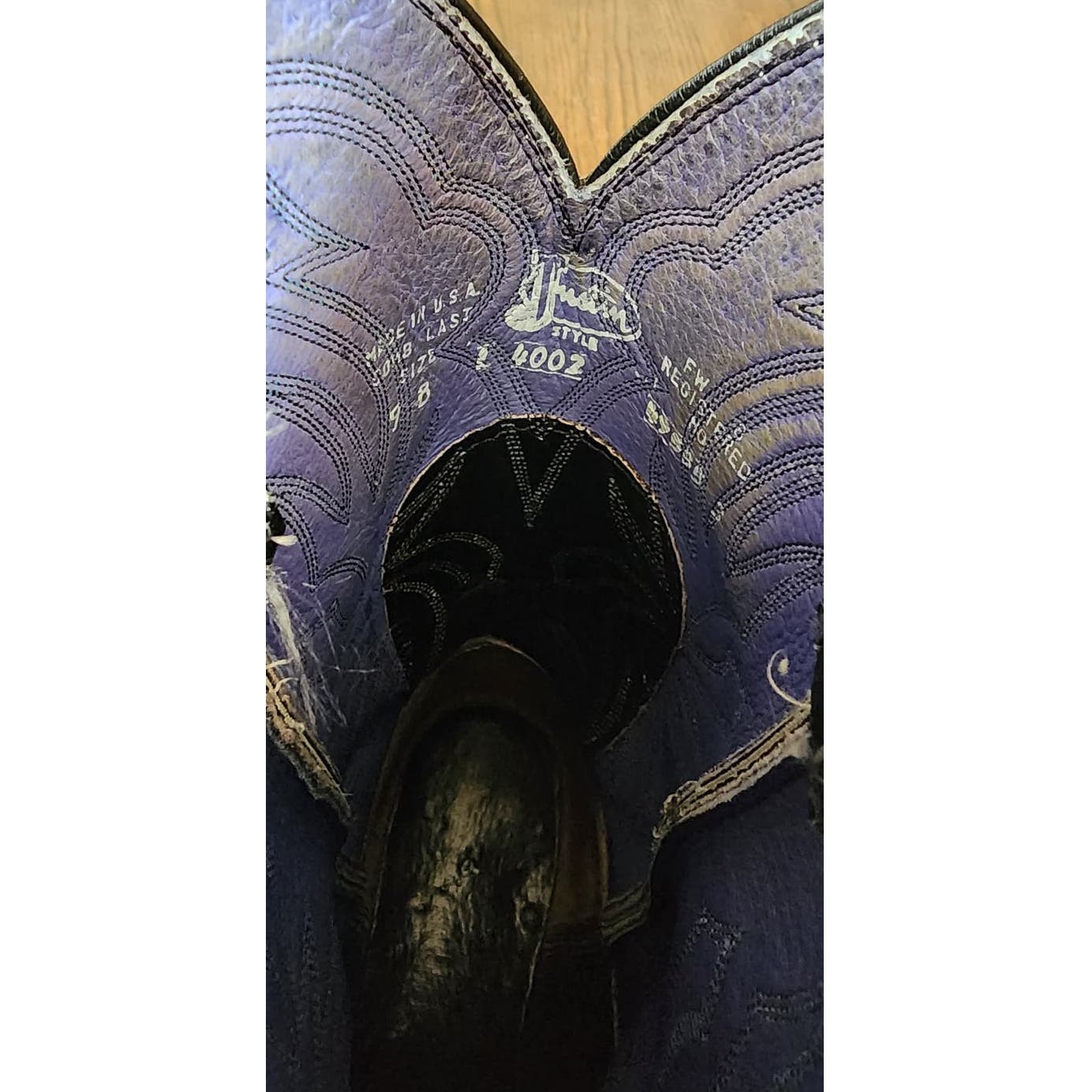 Vintage 70s Ladies Justin Cowboy Boots Blue Snakeskin Tooled Leather 9