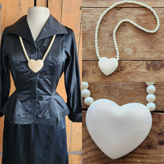 Vintage 80s Heart Pendant Necklace Cream Lucite