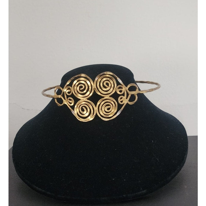 Vintage 1970s Gold Torque Choker Spiral Necklace