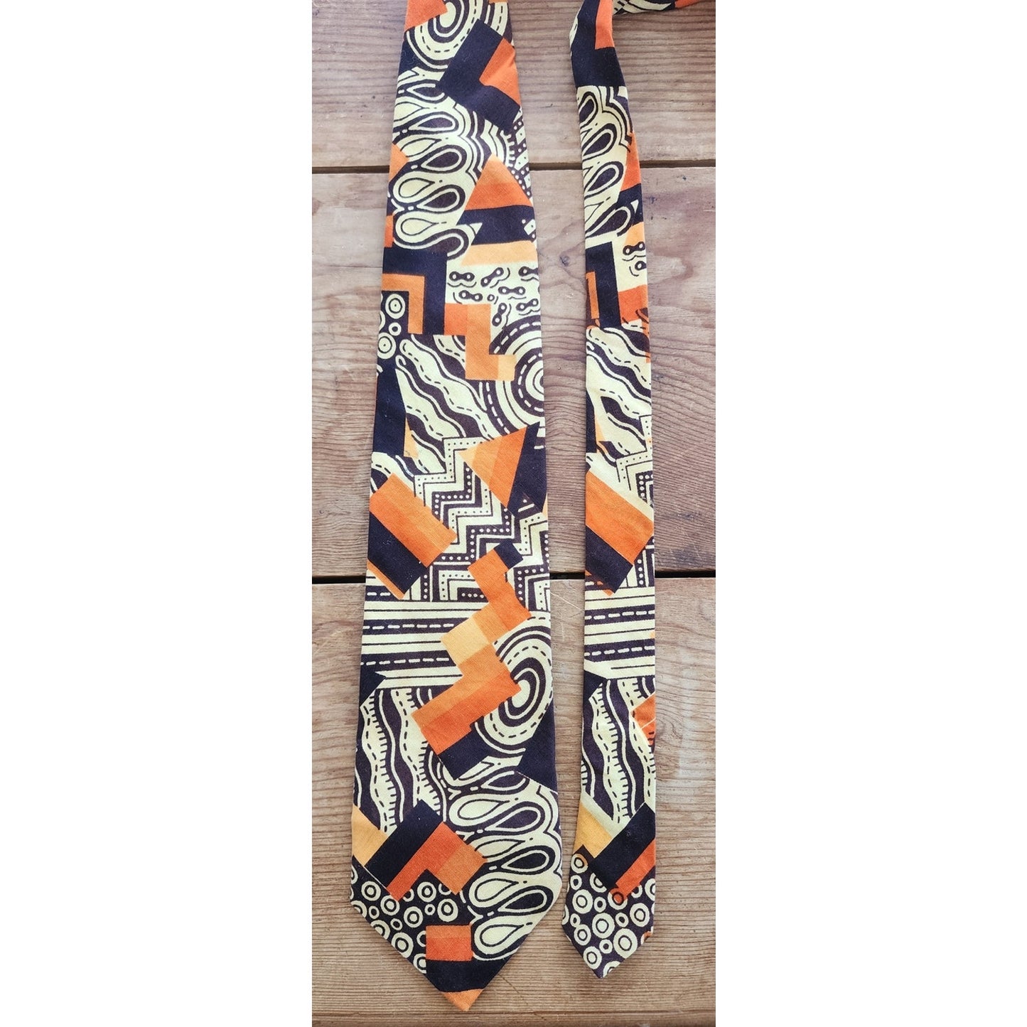 Vintage 1960s Mens Wide tie Brown Orange Psychedelic Bold Print