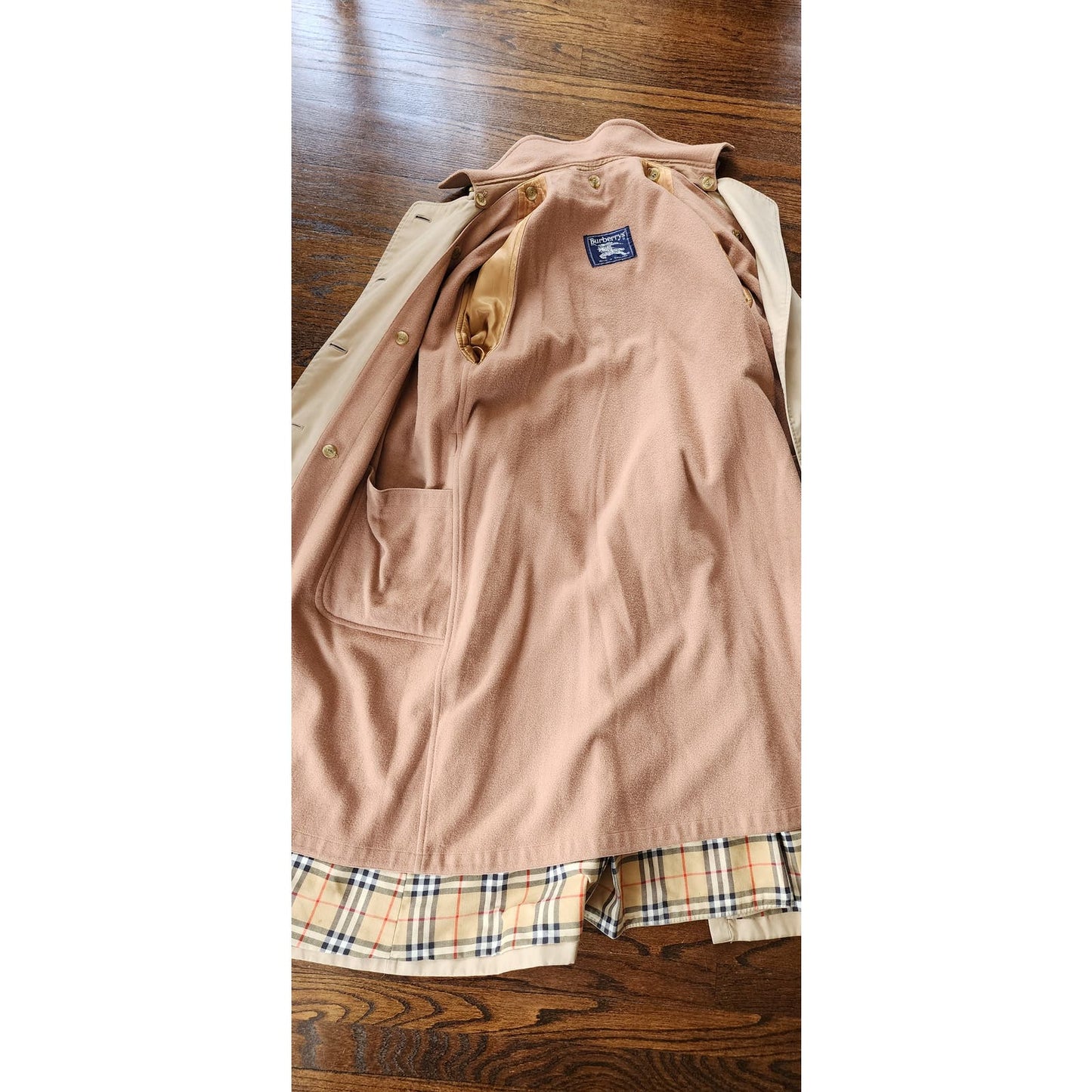 Vintage Burberrys Iconic Mens Trench Coat Beige, Wool Liner Size 42