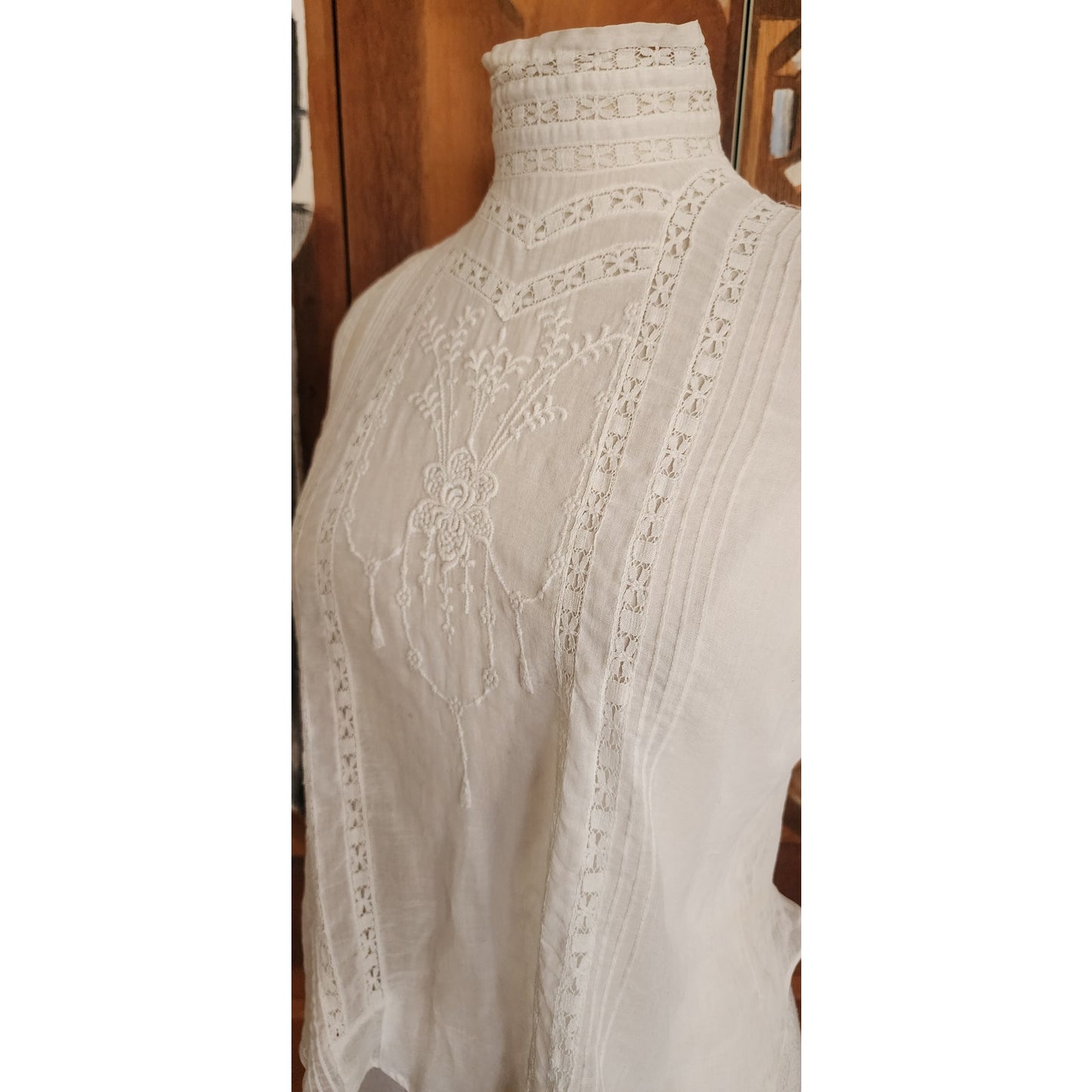 Antique Edwardian Blouse Embroidered White Cotton Lace High Neckline
