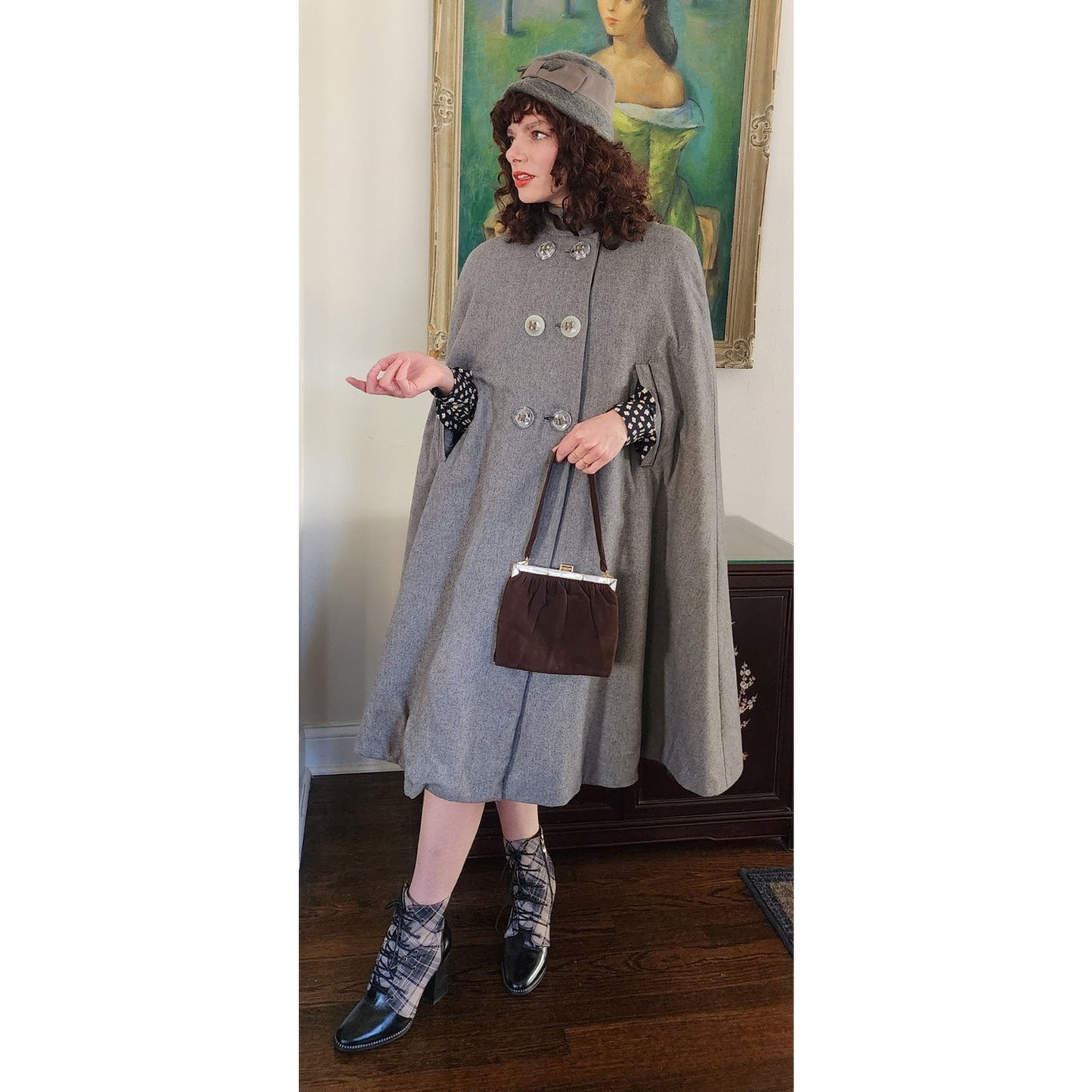 Vintage 60s Cape Coat Gray Wool Cloak w/Fuzzy Liner Mod Style / Med