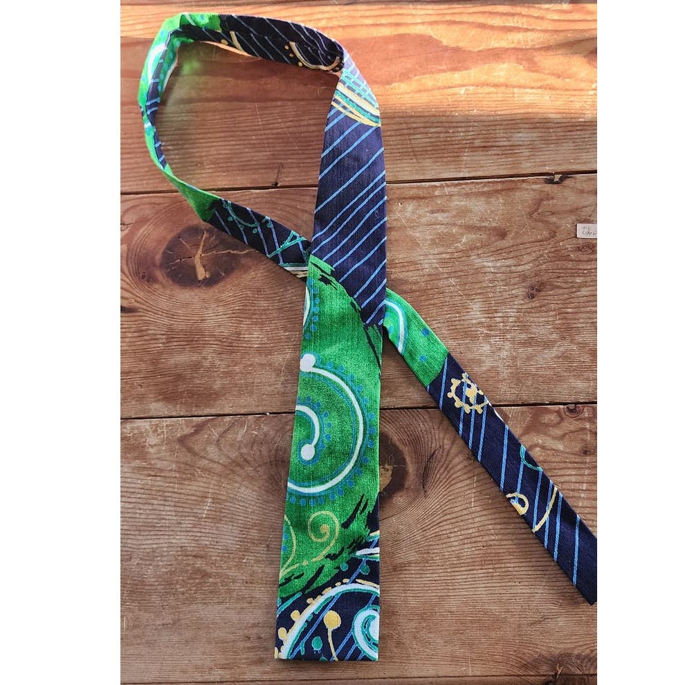 Vintage 50s Mens Tie Flat End Tiki Print Barkcloth Kanaka Hawaii Green Blue