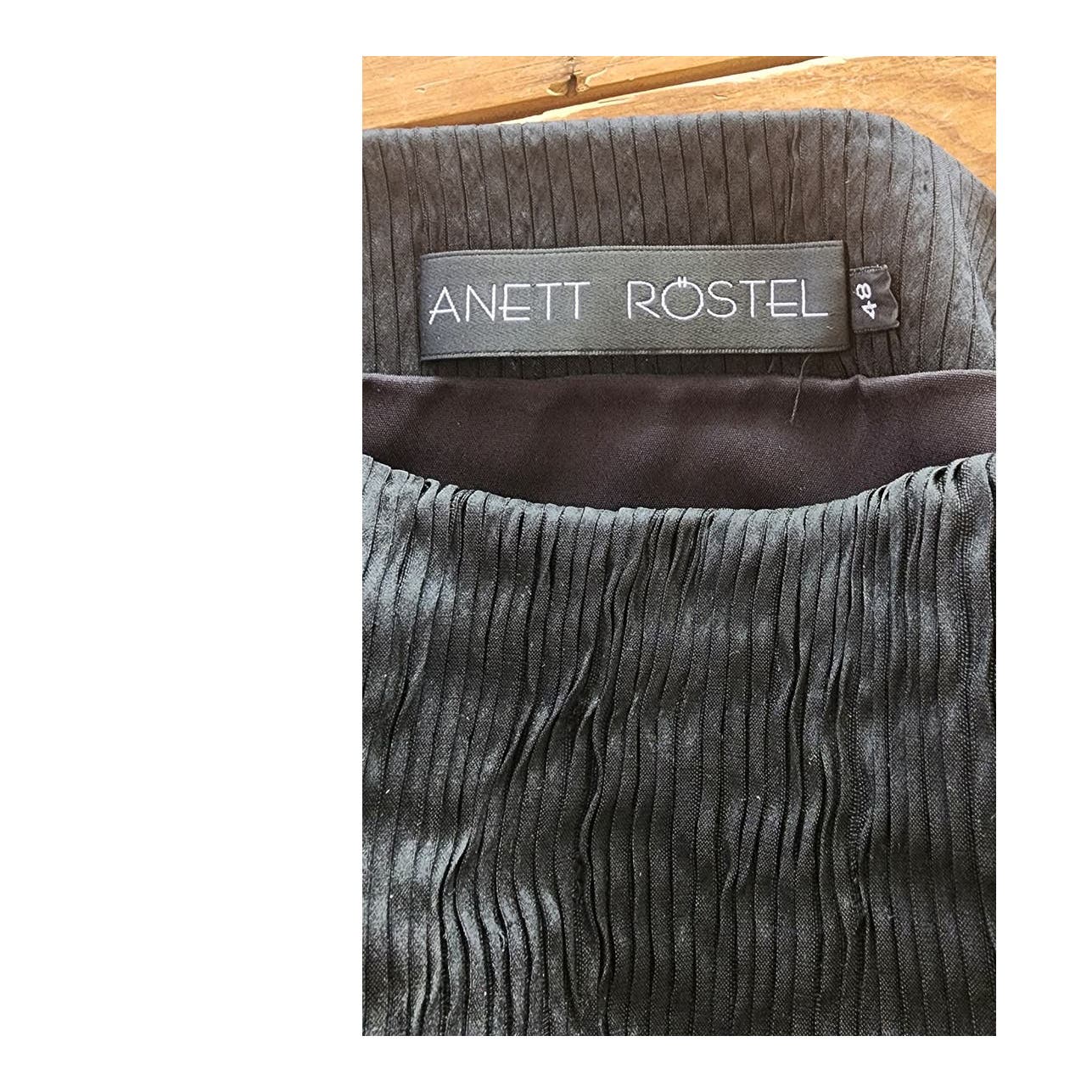 Vintage Y2K Anett Rostel Black Dress Micropleating