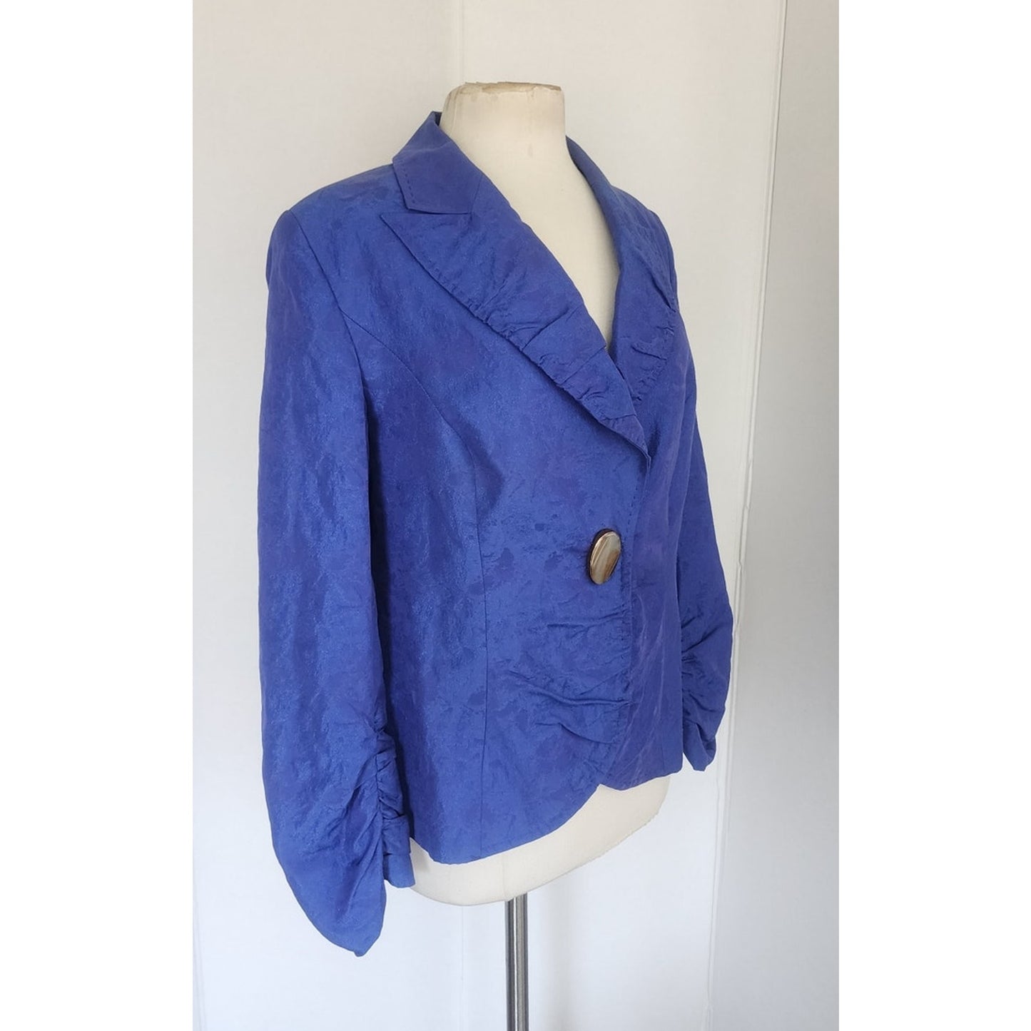Vintage 2000s Escada Blue Blazer Printed Silk Agate Stone Button / L