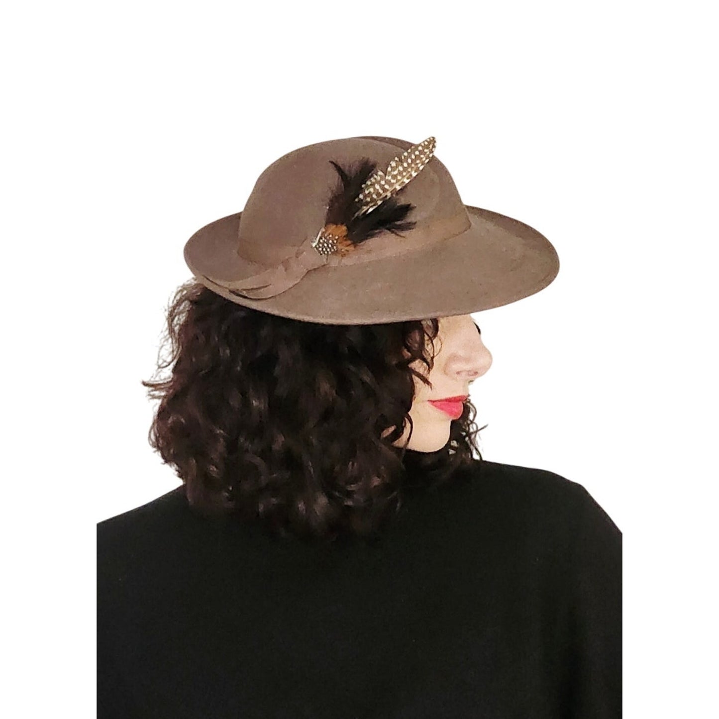 Vintage 1970s Ladies Fedora Hat Brown Wool Wide Brim Feather