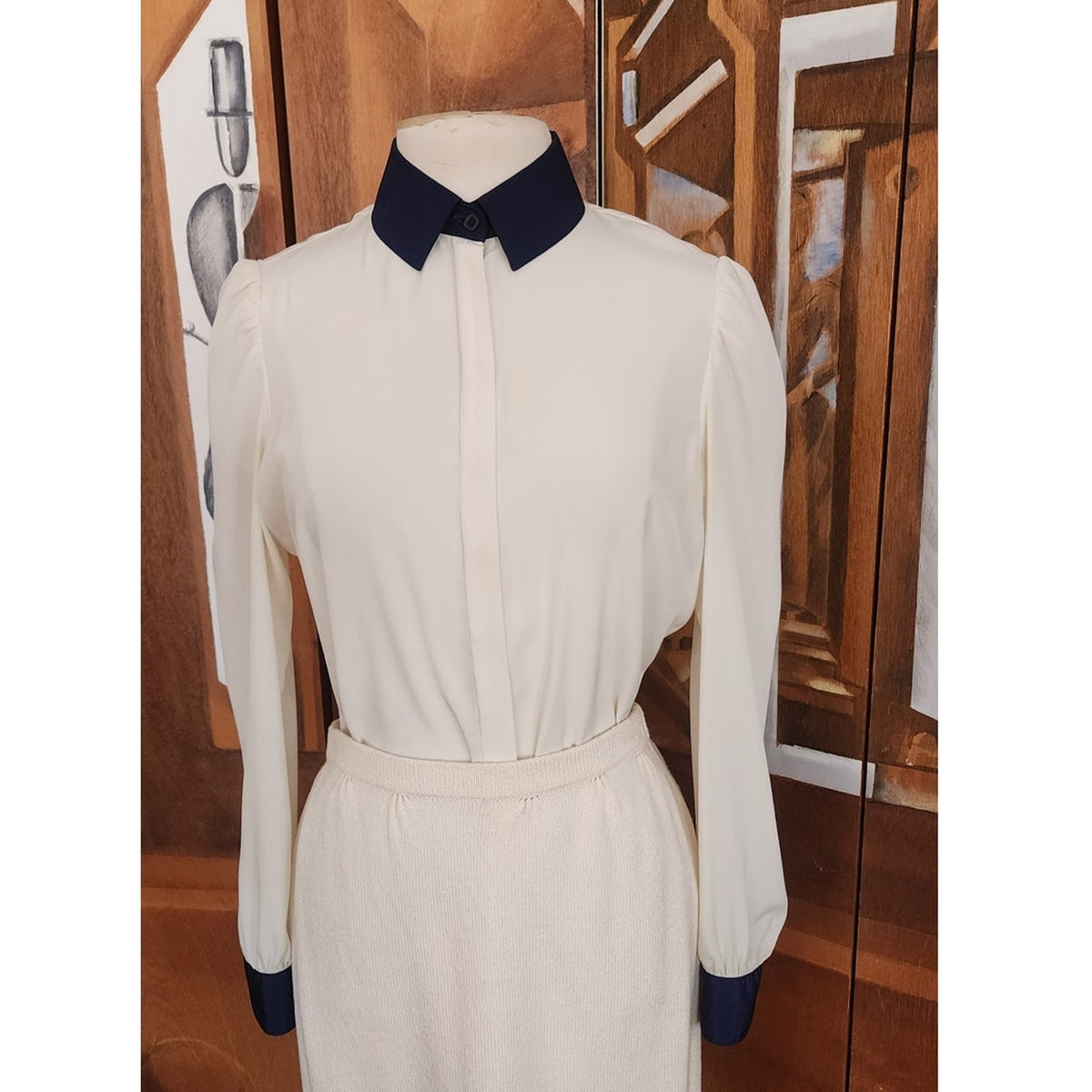 Vintage 1970s St John Suit Santana Knit Jacket Skirt Blouse Cream Navy 3 Piece