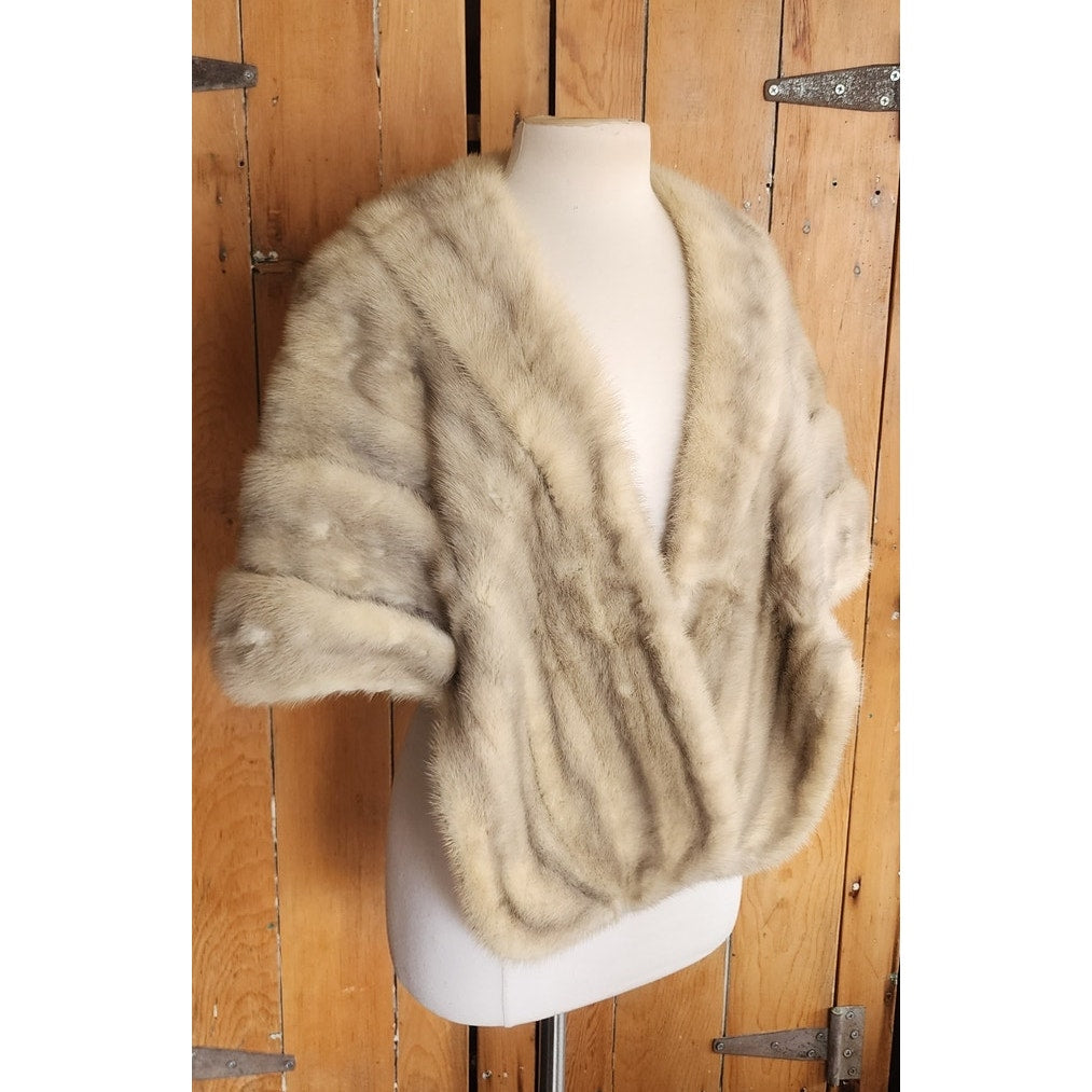 Vintage 50s Silver Mink Fur Wrap Stole by Hoffman-Morton