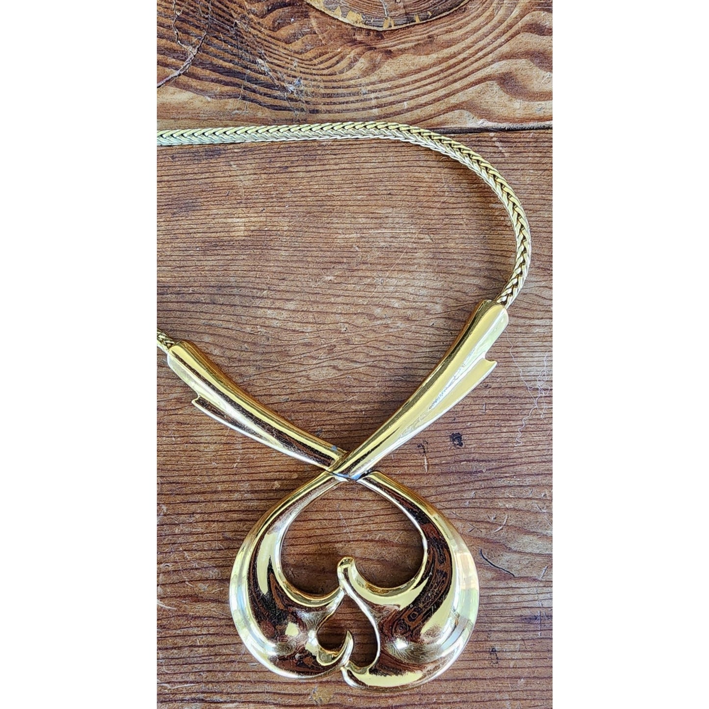 Vintage Gold Necklace Heart Shaped Monet