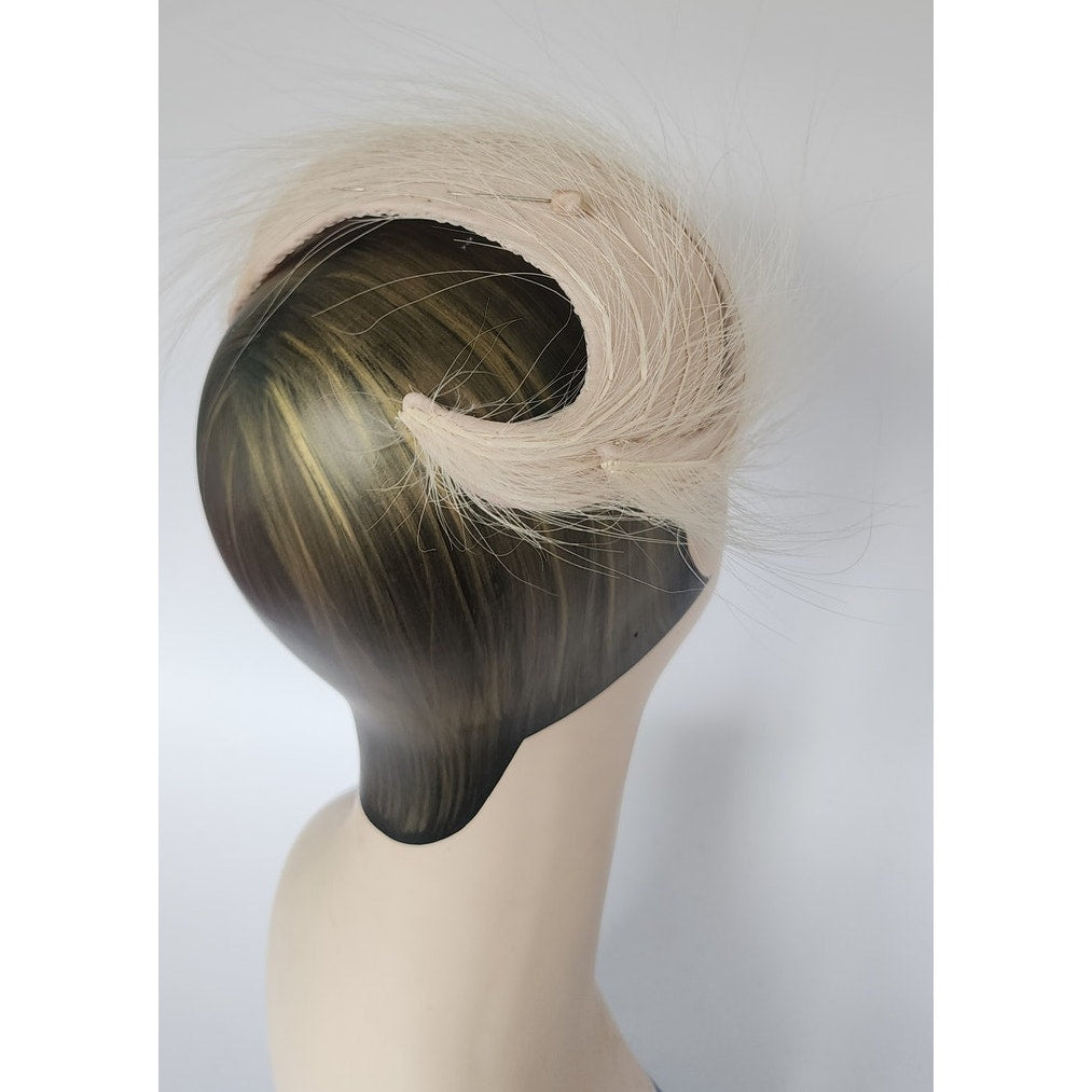 Vintage 1950s Fascinator White Feather Headdress Bridal Headband