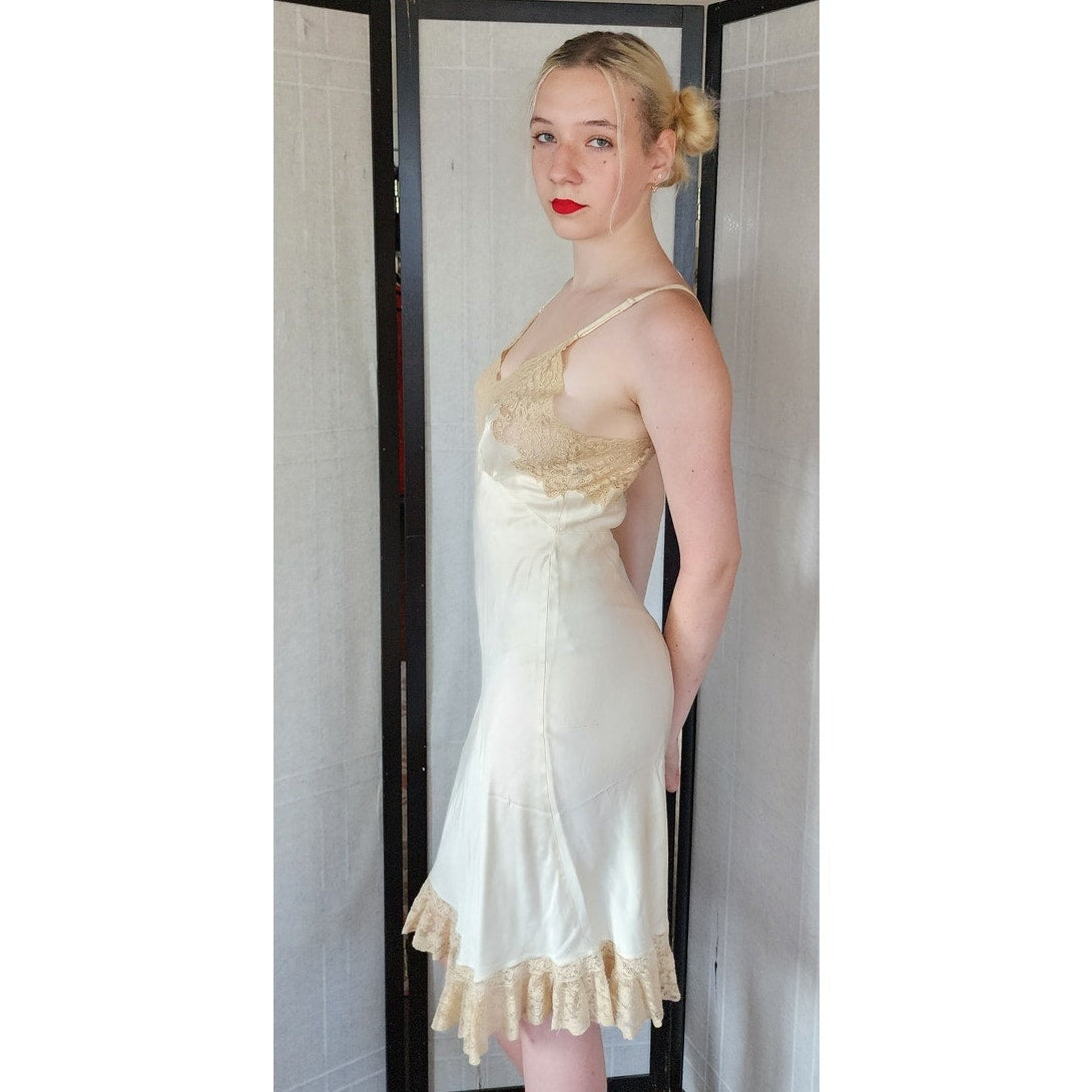 Vintage 30s Slip Dress Cream Silk Lace Bias Cut
