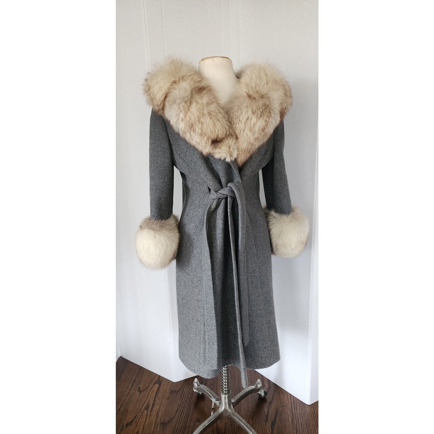 60s Gray Wrap Coat w/Cream Fox Fur Collar & Cuffs Gino Rossi