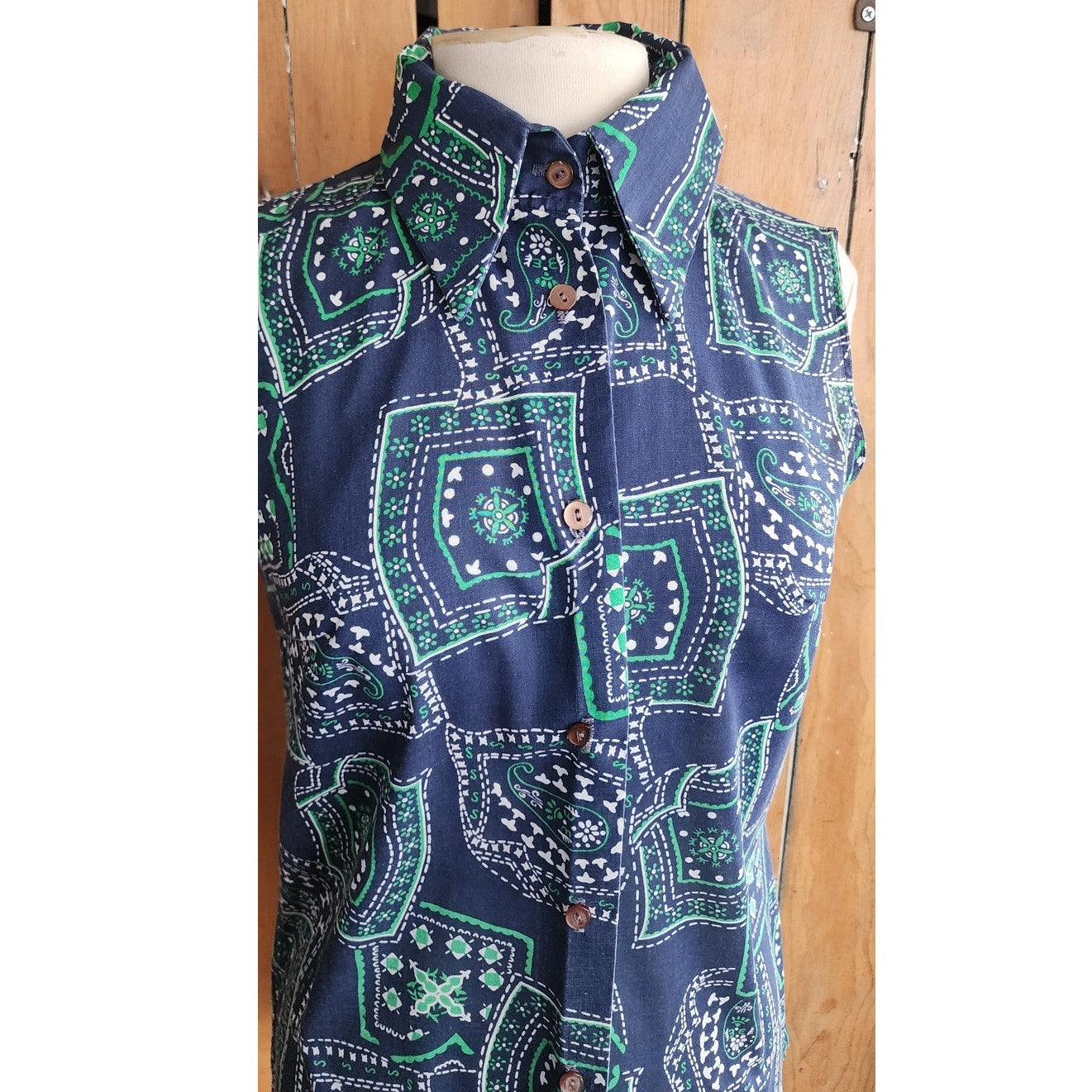 Vintage 70s  Sleeveless Top Bandana Print Blue Green / M