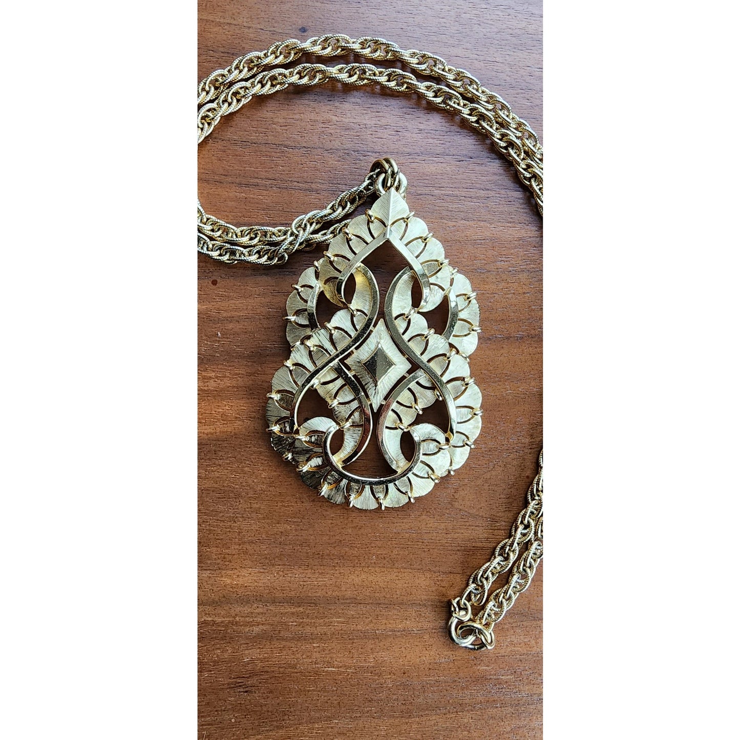 Vintage 60s Trifari Gold Chunky Pendant Necklace Baroque Swirl