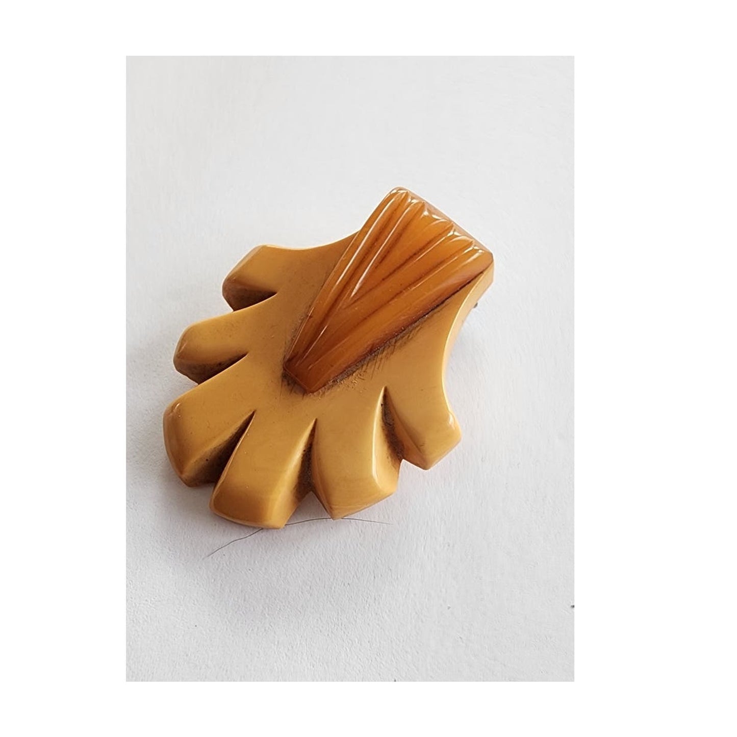 Vintage 40s Bakelite Butterscotch Scarf Pin Leaf Frond