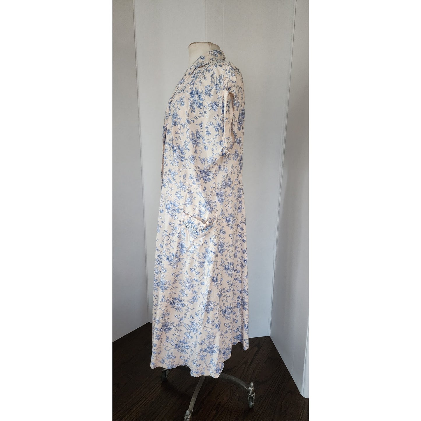 Vintage  40s Shirtdress Floral Cotton Print Pink Blue / L