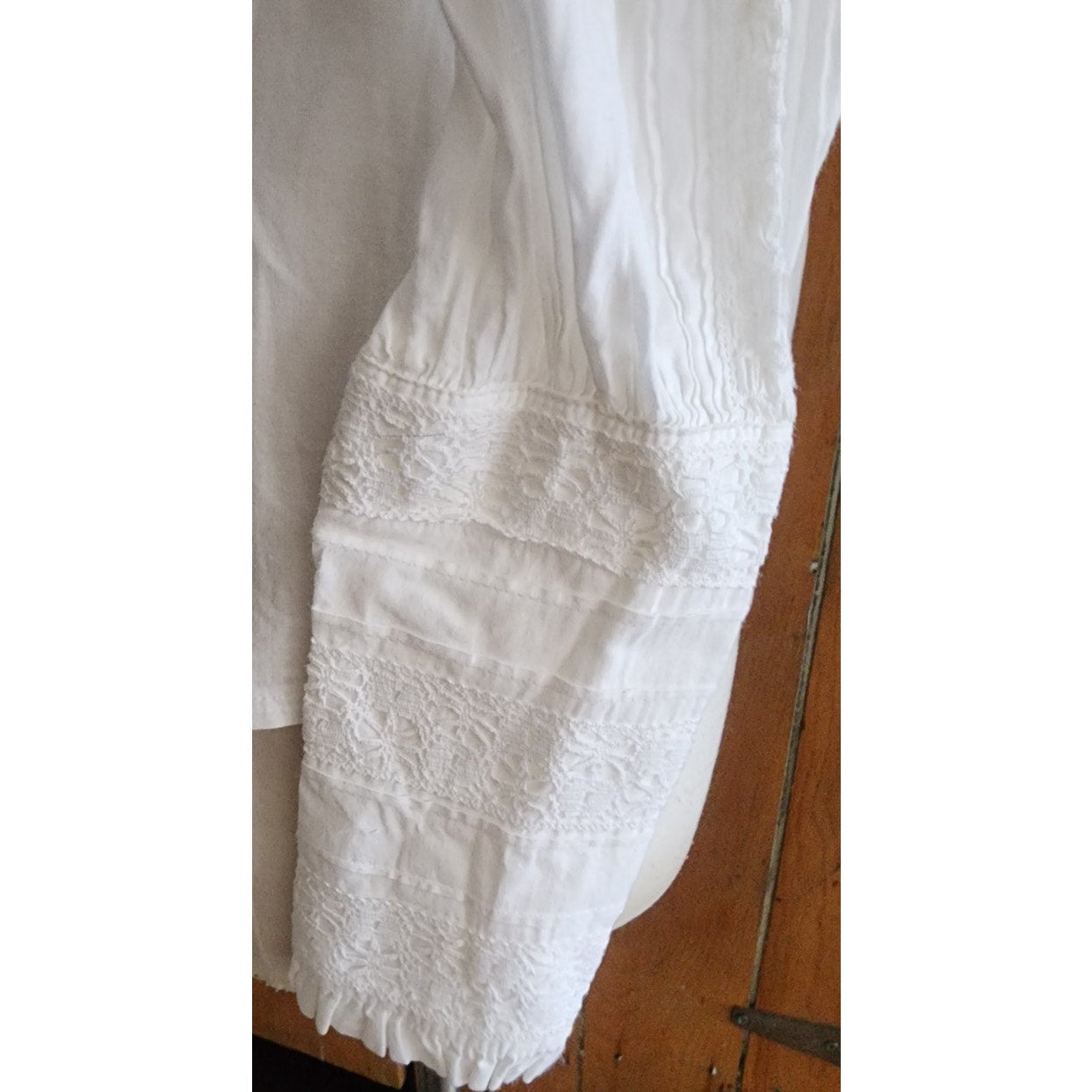 Vintage 80s LAURA ASHLEY White Ruffled Front Blouse Crochet Lace Button Down Shirt High Neckline