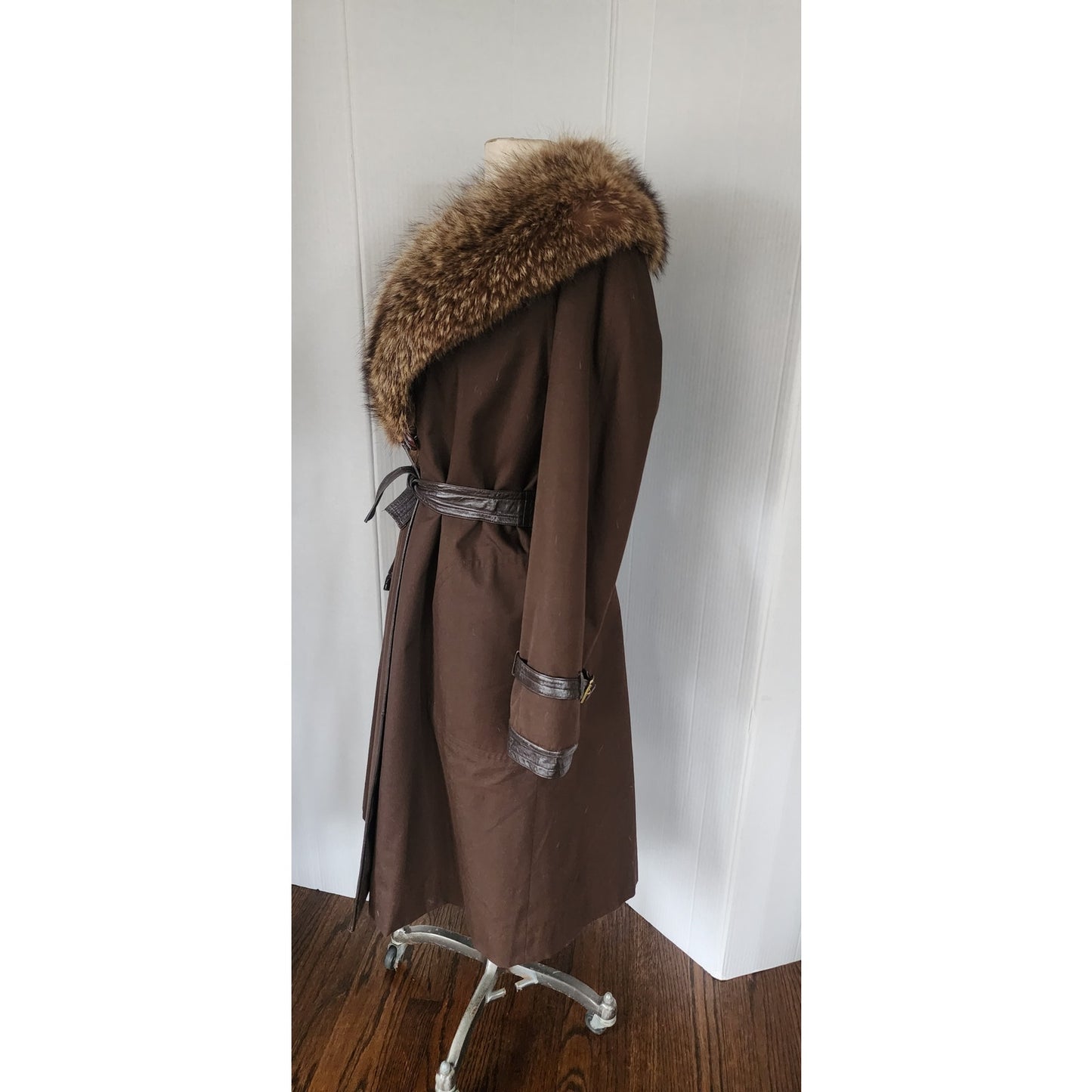 Vintage 70s SILLS A Bonnie Cashin Design Brown Leather Raccoon Fur Coat