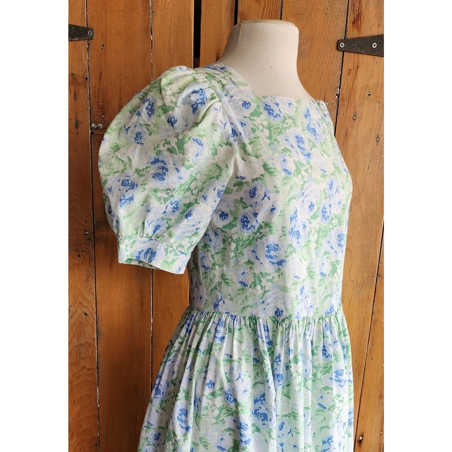 Vintage 80s Laura Ashley Floral Print Dress Blue Green White Cotton