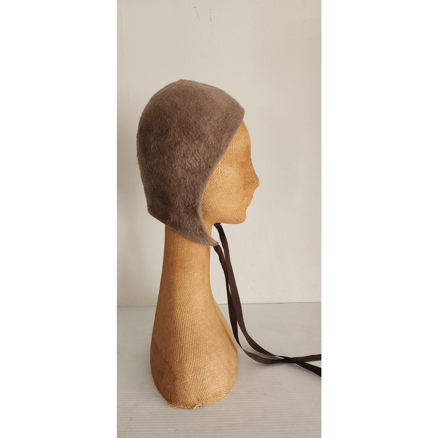 Vintage 60s Brown Bonnet Hat Mod Style Peck & Peck