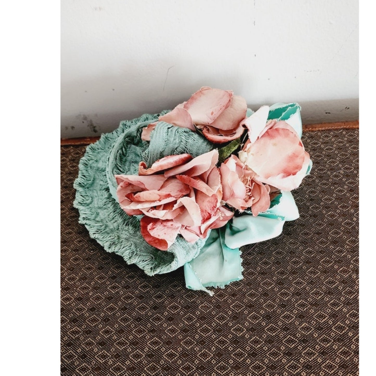 Vintage 30s Blue Pink Hat in Straw & Silk by Milgrim