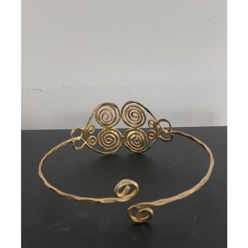 Vintage 1970s Gold Torque Choker Spiral Necklace