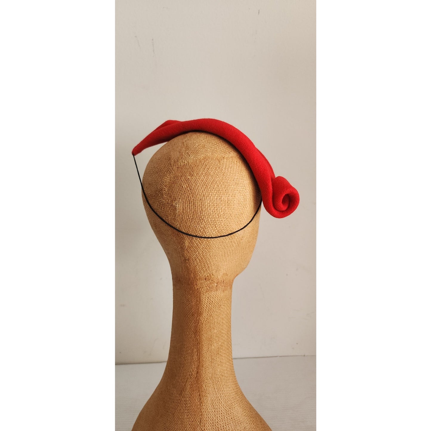 Vintage Red Hat Sculpted Swirled Wool Alva Millinery