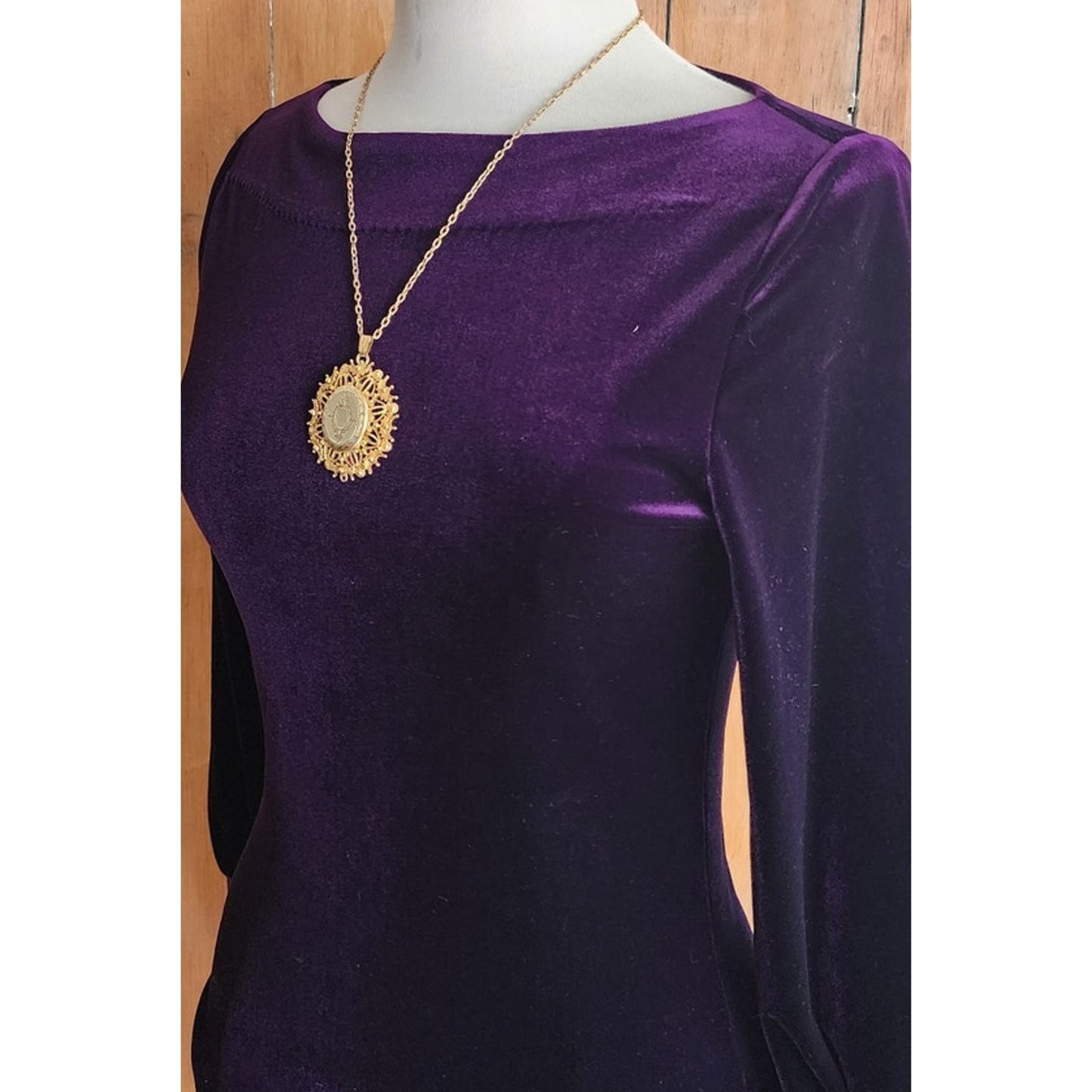 Vintage 1960s Florenza Necklace Locket Pendant Gold Baroque Style