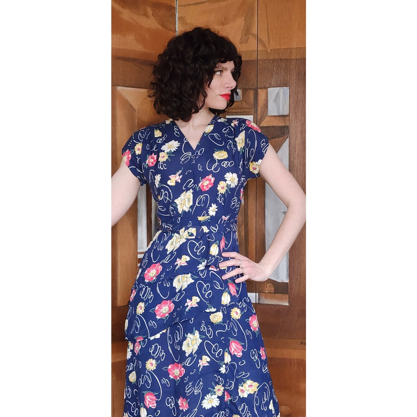 Vintage 40s Rayon Print Midi Dress Dark Blue Floral w/Belt & Diagonal Peplum