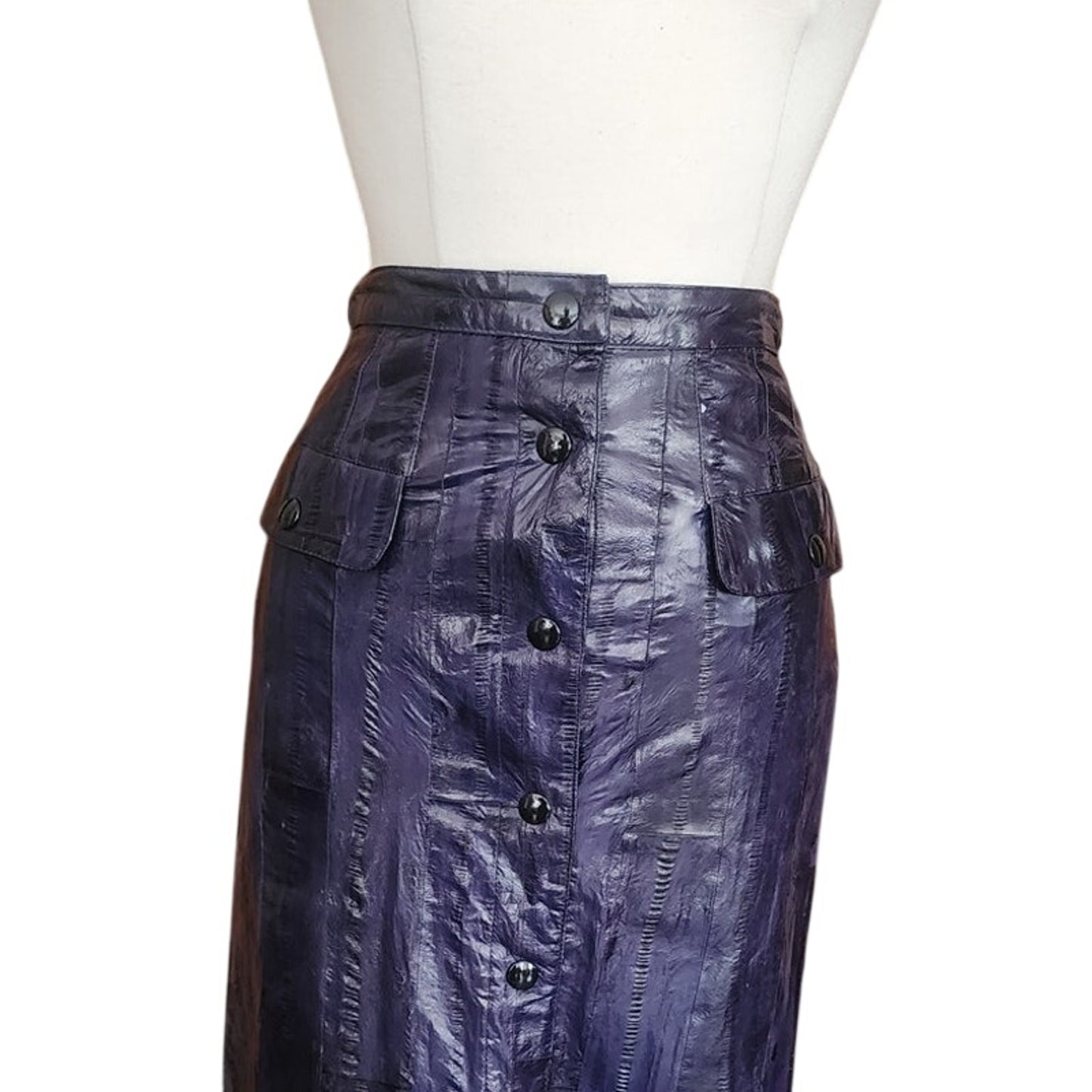 Vintage 1980s Krizia Pencil Skirt Purple Eel Skin Leather Snap Front Midi Small IT 40