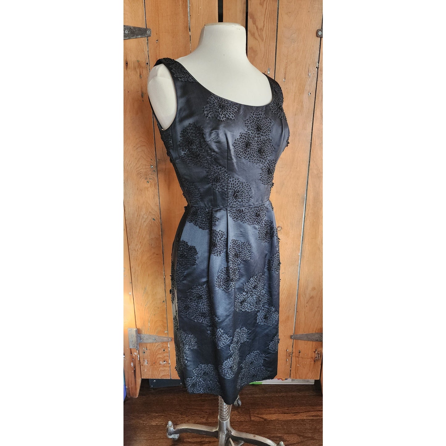 60s Wiggle Dress Black Beaded Silk Hong Kong Embroidery / M