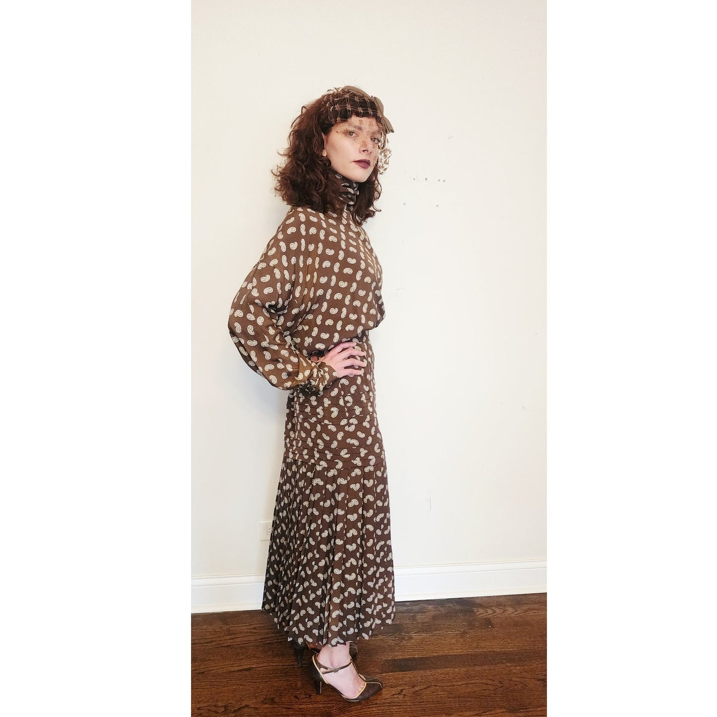 Vintage 1980s GENNY Blouse + Skirt Set Brown White Paisley Silkprint