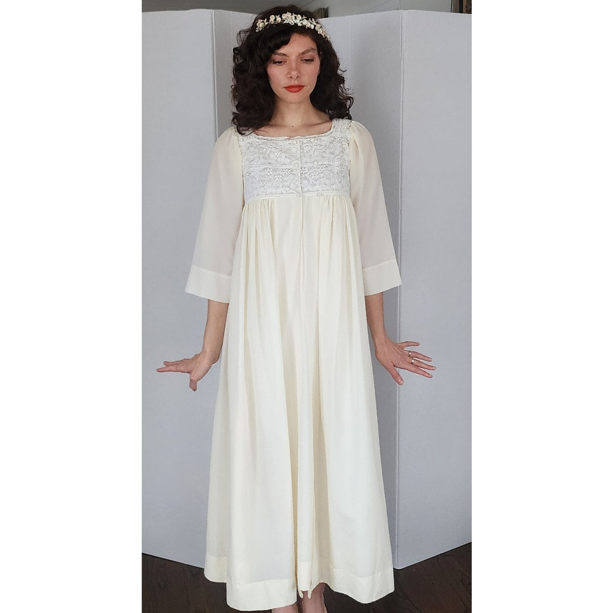 Vintage 70s Peignoir Cream Lace Robe & Long Slip Dress Iris Lingerie