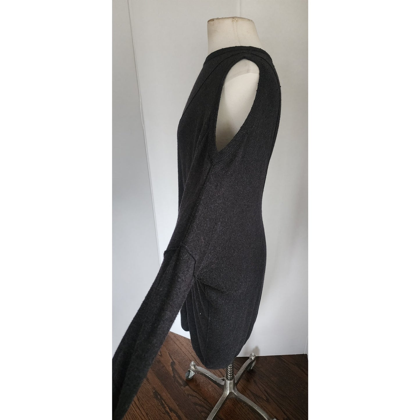 All Saints Sago Sweater Dress Gray Tunic Asymmetrical Hem Cut Out Shoulder