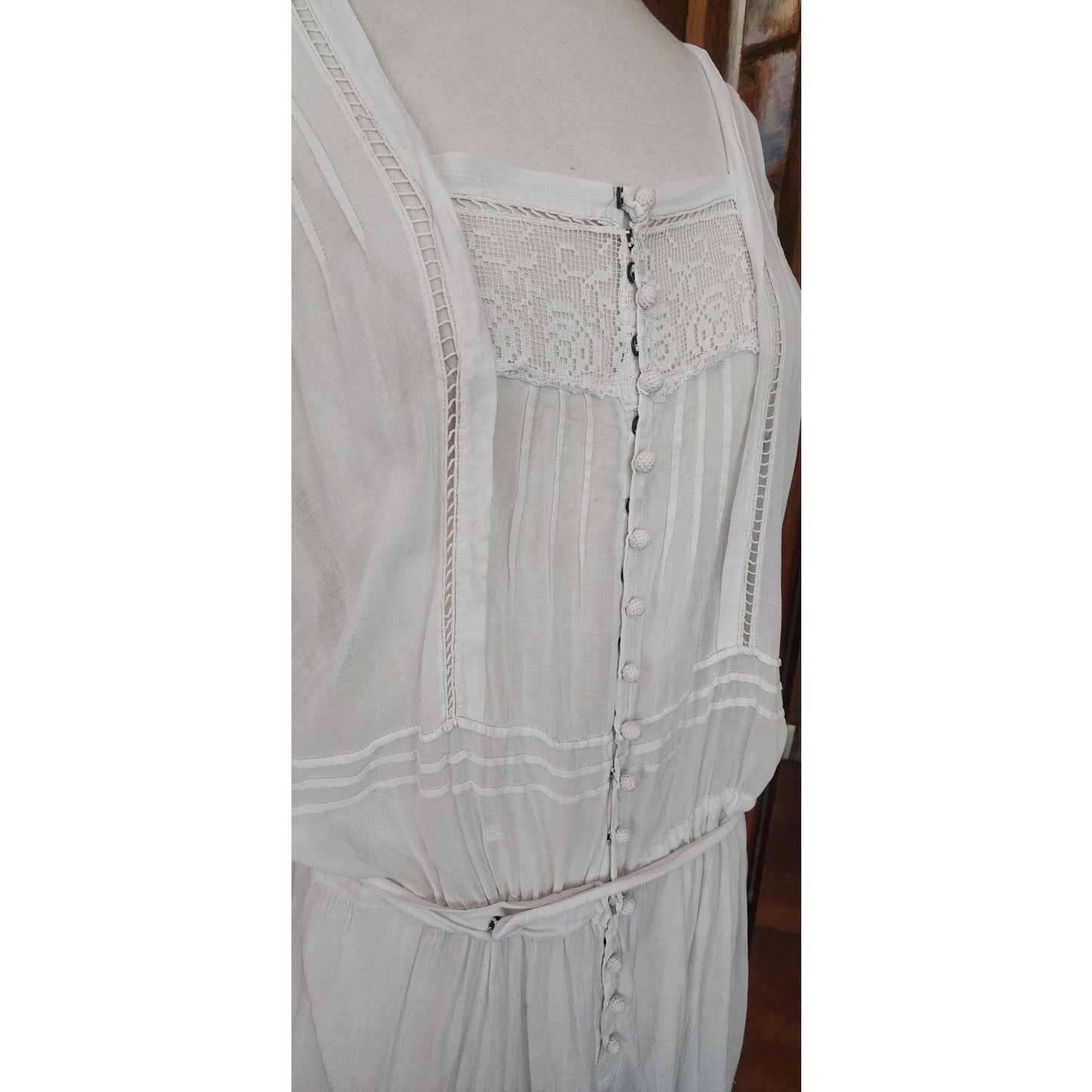 Antique 1910s White Lingerie Tea Dress Lawn Gown Crochet Lace Embroidery Drop Waist L