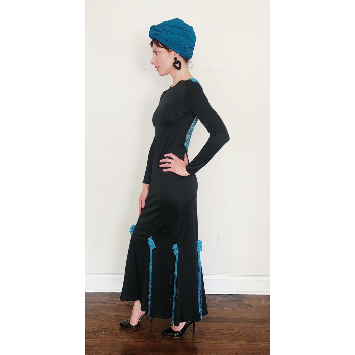 Vintage 80s Evening Dress Black w/Turquoise Knit Open Back Fishtail Skirt Victoria March Chicago