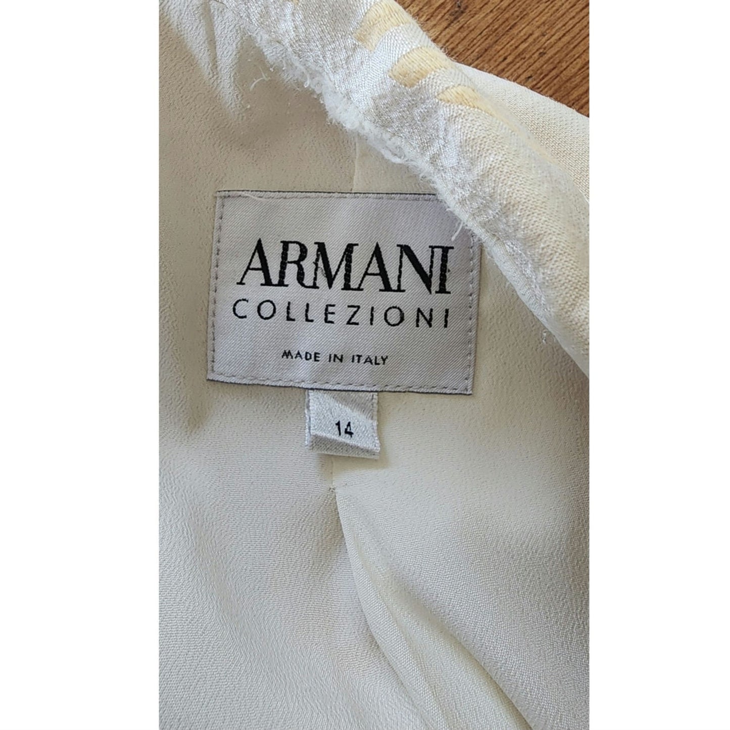 Vintage Armani Collezioni Blazer Cream Gold Print Flax Silk Print / L