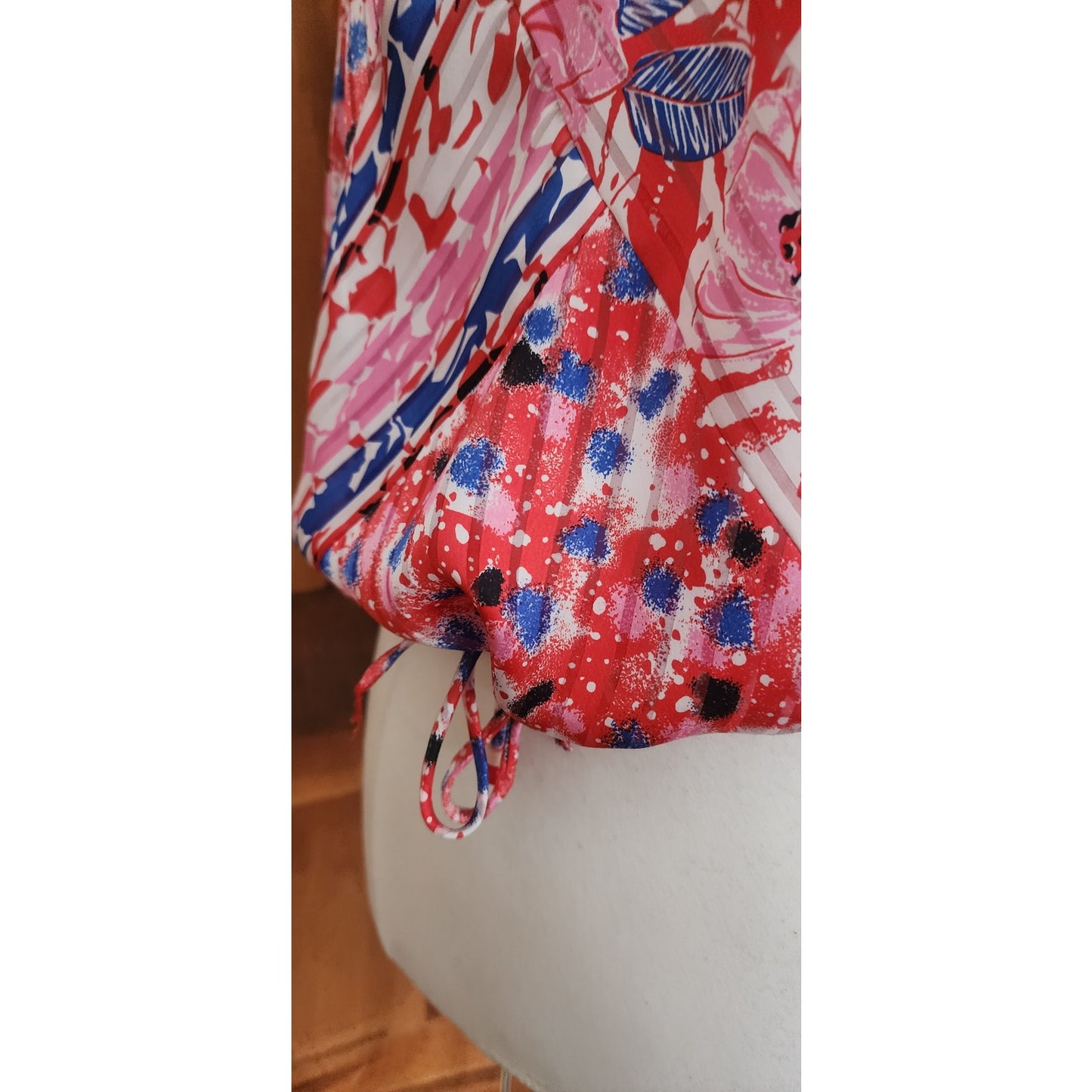 Vintage 80s Diane Freis Blouse Bold Print Poly Georgette Ruffles Pink Red