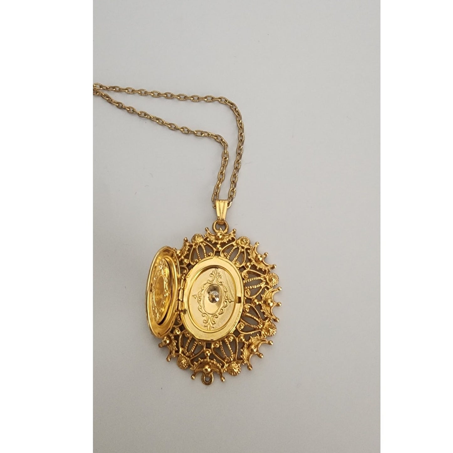 Vintage 60s Florenza Necklace Locket Pendant Gold Baroque Style