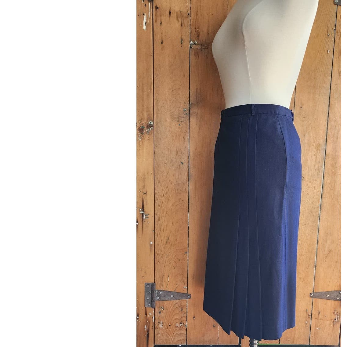 Vintage 40s Skirt Navy Blue Wool Side Pleats