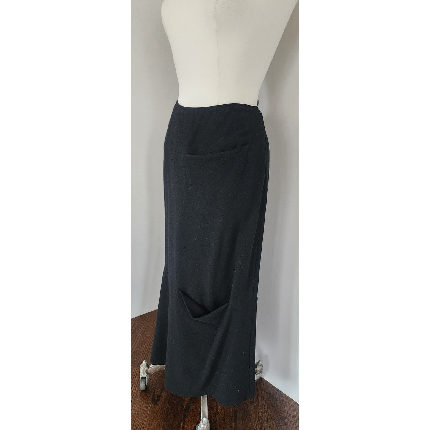 Vintage 90s Black Skirt Avant Garde Pockets by Lilith France