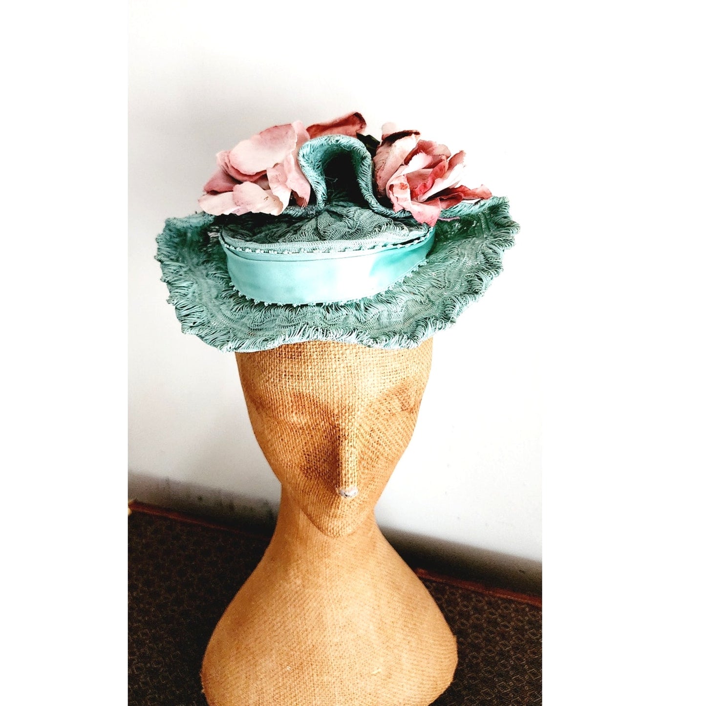 Vintage 30s Blue Pink Hat in Straw & Silk by Milgrim