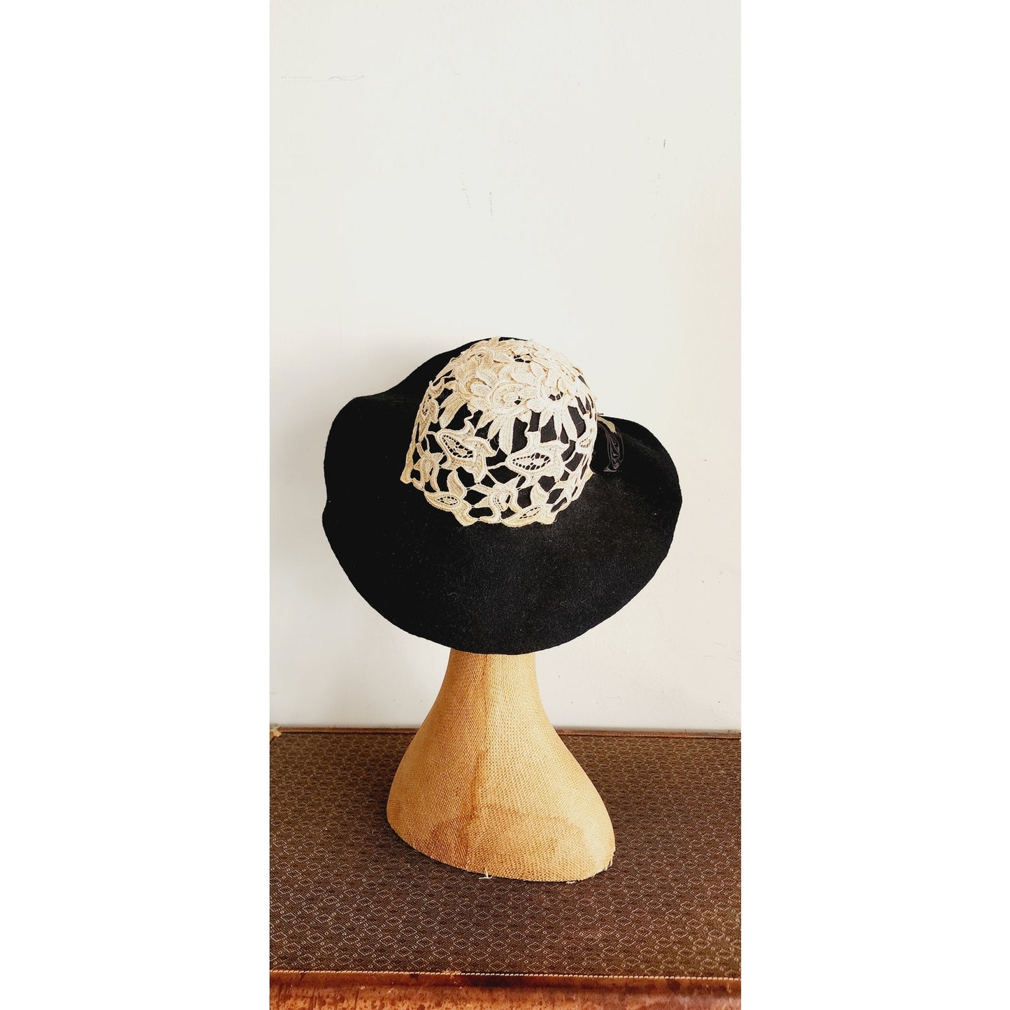 Vintage 80s Neo-Edwardian Hat Hooray Henri Wide Brimmed Black Felt Cream Lace