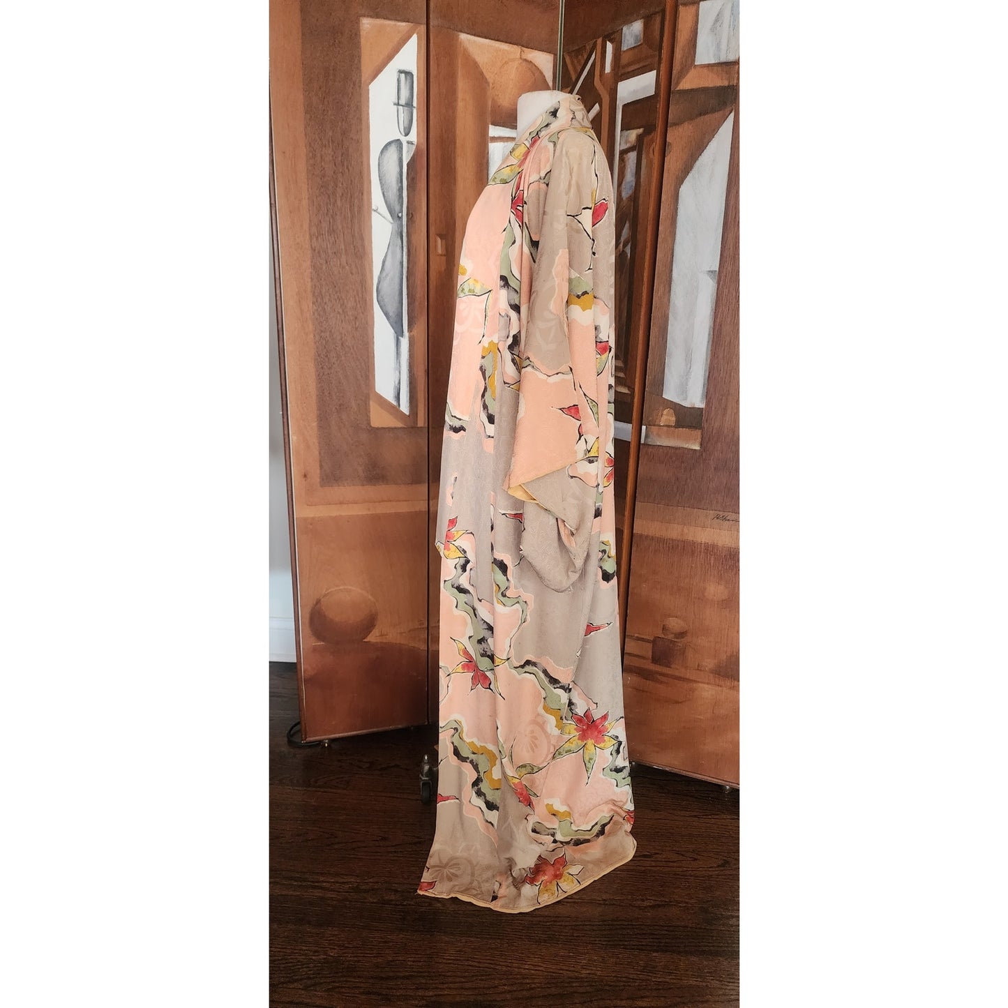 Vintage 1960s Traditional Japanese Silk Kimono Robe Floral Jacquard