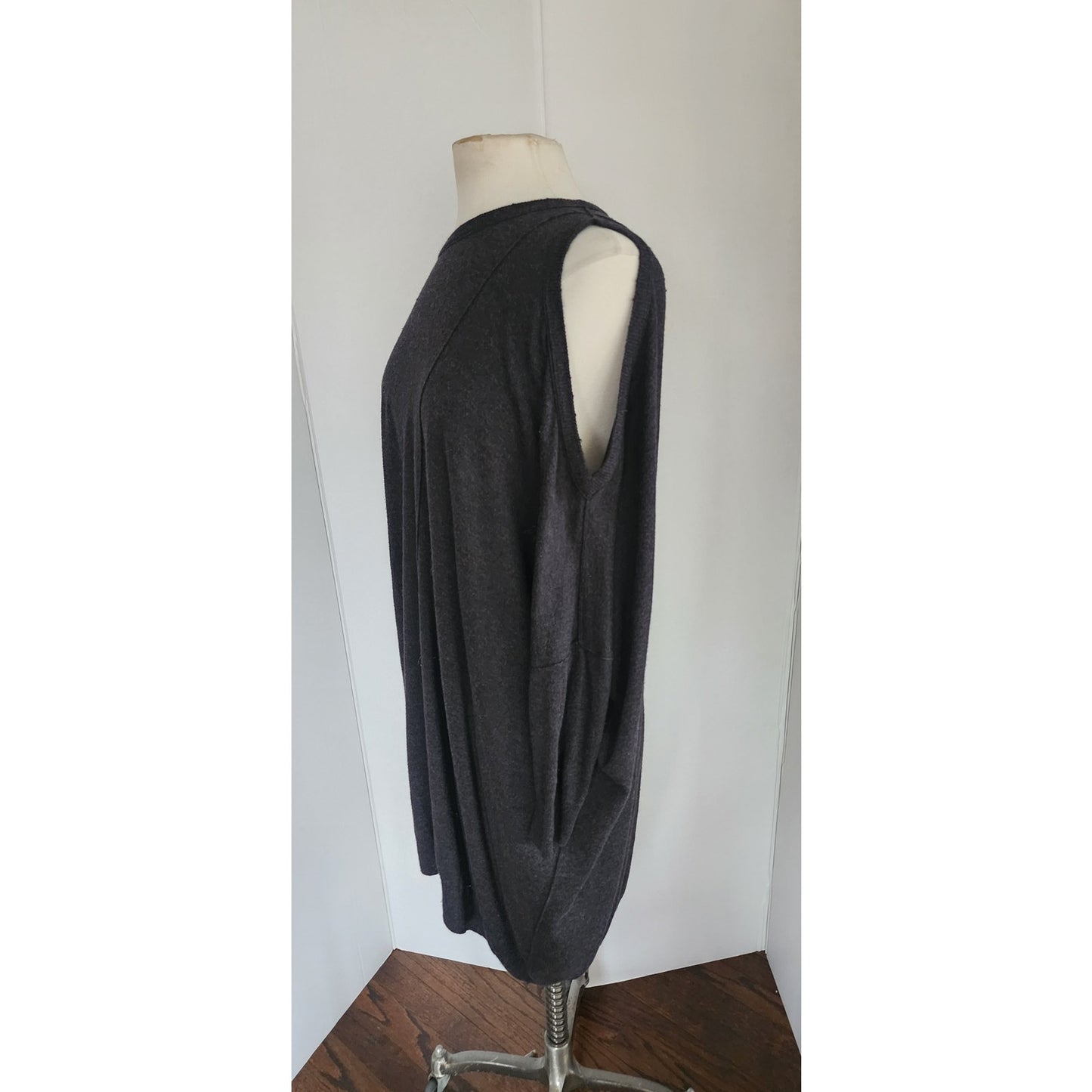 All Saints Sago Sweater Dress Gray Tunic Asymmetrical Hem Cut Out Shoulder