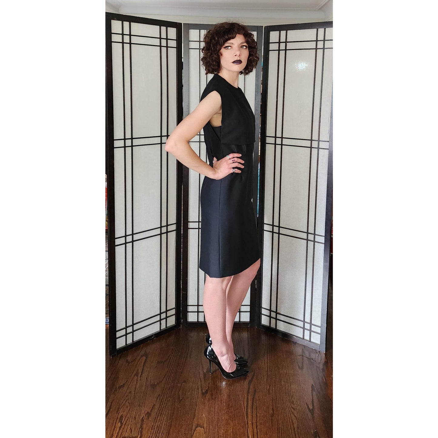 Vintage 60s Black Mod Dress in Tailored Wool, Sleeveless, M